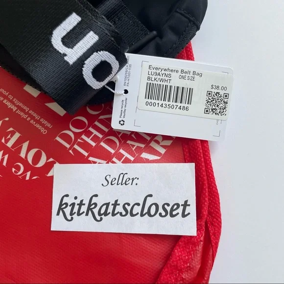LAST ONES!! 🆕 NWT EXTENDED STRAP lululemon everywhere belt bag - black/white - Picture 8 of 15